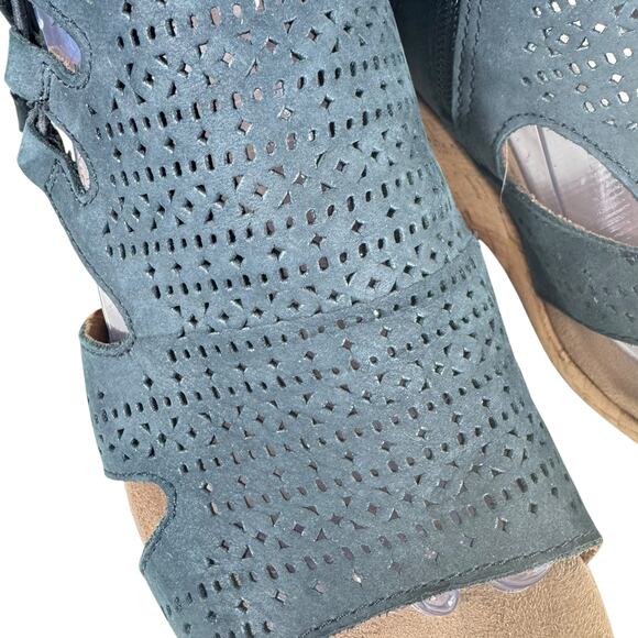 Rockport Cobb Hill Jana Leather Gray Perforated Cork Wedge Sandals Women's Sz 8 - Picture 4 of 7